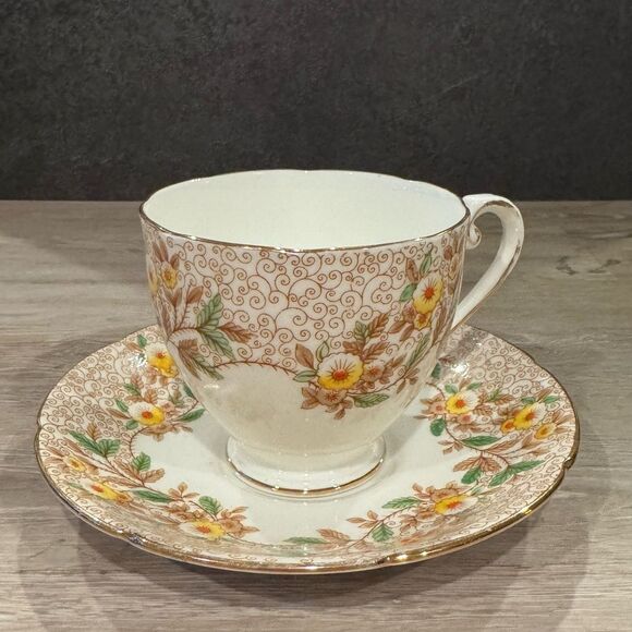 A B J Grafton Hand painted Floral gold Trim Tea Cup Saucer Made in England - Picture 1 of 9